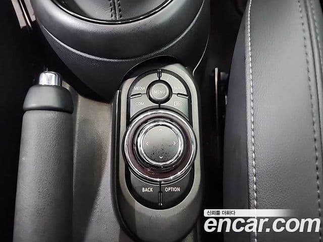 Mini Cooper S 3세대, 2023 18