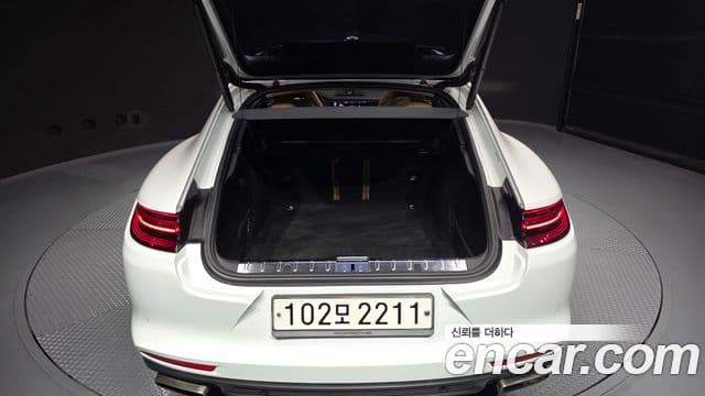 Porsche Panamera (971), 2018 18