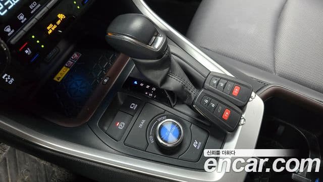 Toyota RAV4 5세대 2.5 4WD гибрид LTD, 2023 9