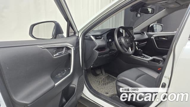 Toyota RAV4 5세대 2.5 4WD гибрид LTD, 2023 11