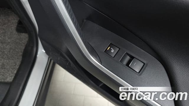 Toyota RAV4 5세대 2.5 4WD гибрид LTD, 2023 19