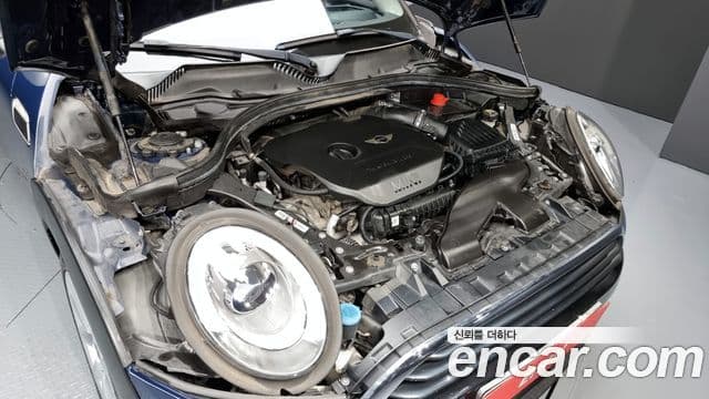 Mini Cooper 클럽맨 2세대, 2016 6