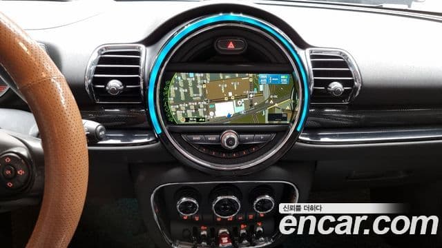 Mini Cooper 클럽맨 2세대, 2016 14