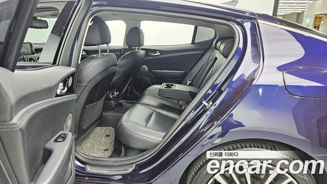 Kia 스팅어 Platinum, 2018 12