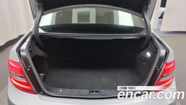 Mercedes-Benz C-класс W204 Avantgarde, 2010 20