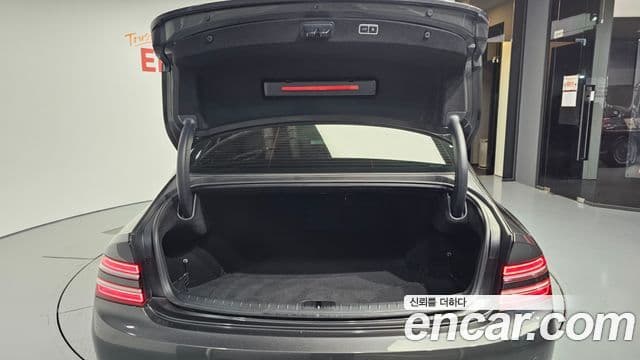 Genesis G80 (RG3) бензин 2.5 турбо AWD, 2022 20