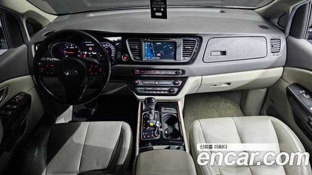 Kia All New Carnival Noblesse, 2015 7
