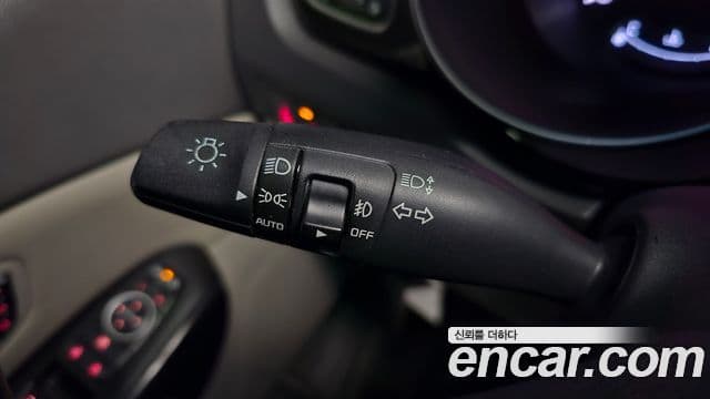 Kia All New Carnival Noblesse, 2015 17