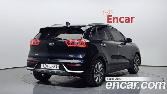 Kia Niro Noblesse, 2017 2