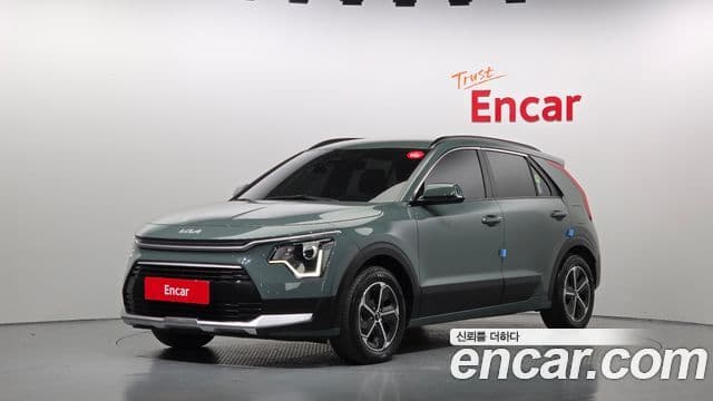 Kia D All New Niro Prestige, 2022 1