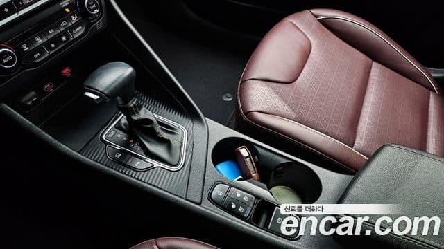 Kia The / новый New Niro Noblesse Special, 2020 9