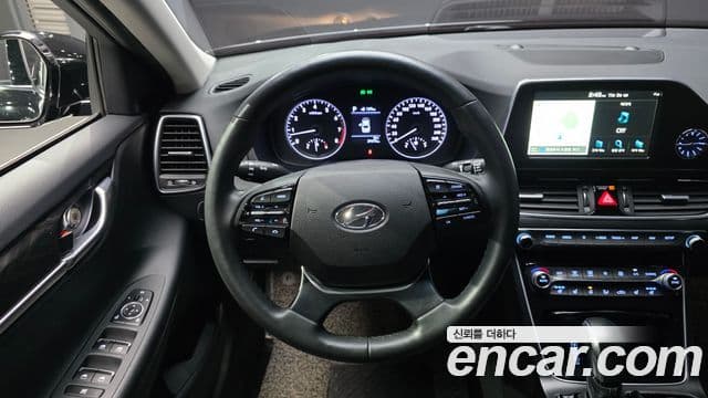 Hyundai Grandeur IG Premium, 2019 13