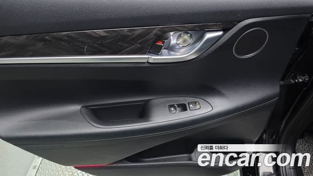 Hyundai Grandeur IG Premium, 2019 18