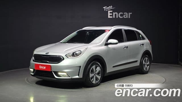 Kia Niro Prestige, 2018 1