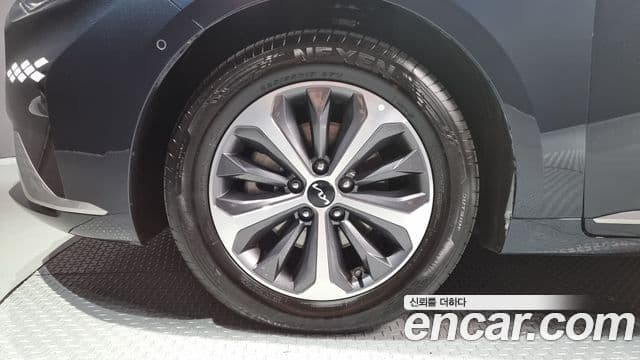 Kia K8 гибрид Noblesse, 2023 все фото