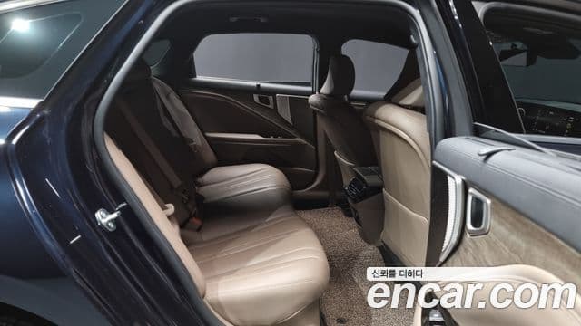 Kia K8 гибрид Noblesse, 2023 12