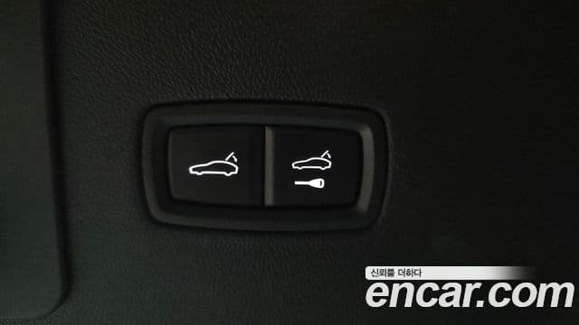 Porsche Cayenne (PO536), 2019 19