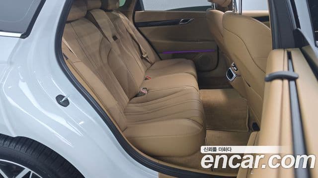 Genesis G80 (RG3) бензин 2.5 турбо 2WD, 2025 12