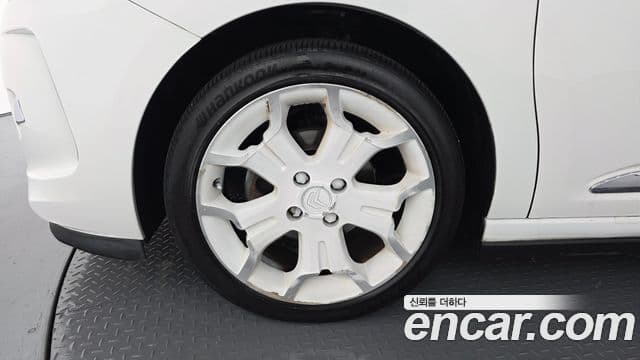 Ситроен / DS DS3 1.6 e-HDi So Chic, 2013 все фото