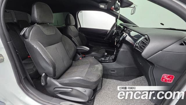 Ситроен / DS DS3 1.6 e-HDi So Chic, 2013 10