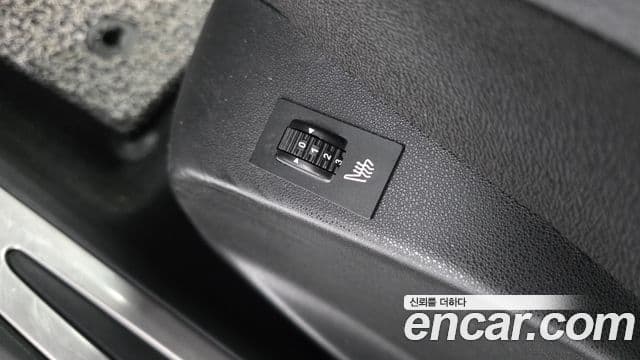 Ситроен / DS DS3 1.6 e-HDi So Chic, 2013 12