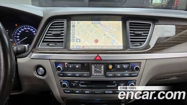 Hyundai Genesis DH G330 Premium AWD, 2016 16