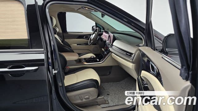 Kia Carnival 4세대 Signature, 2021 11