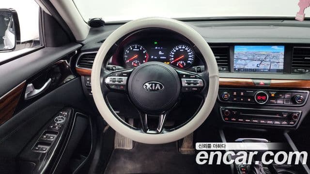 Kia All New K7 3.0 LPI Luxury (арендный автомобиль), 2016 13