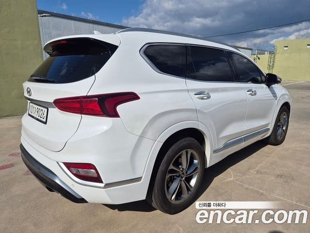 Hyundai Santa Fe TM Inspiration, 2020 4