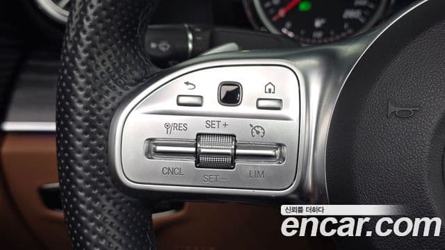 Mercedes-Benz E-класс W213 E220d кабриолет, 2019 14