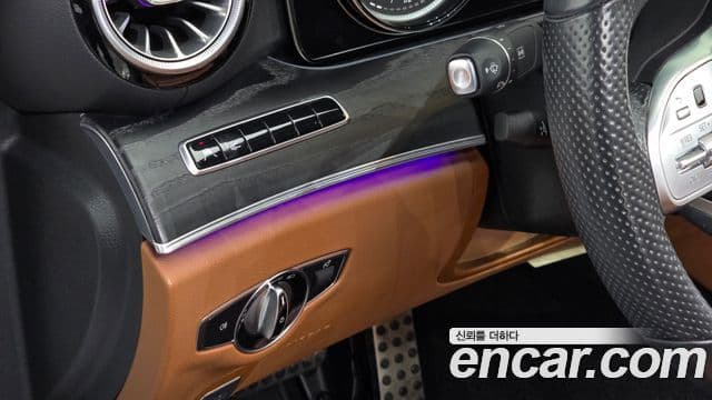 Mercedes-Benz E-класс W213 E220d кабриолет, 2019 18