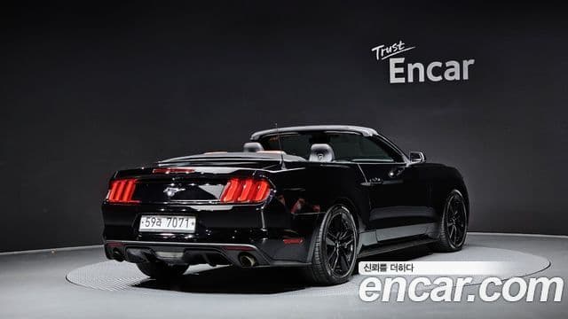 Ford Mustang кабриолет, 2015 2