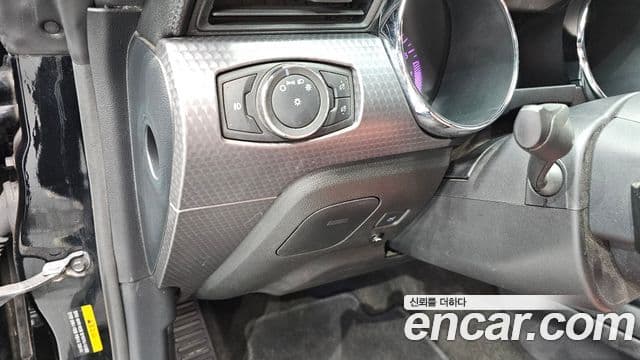 Ford Mustang кабриолет, 2015 14