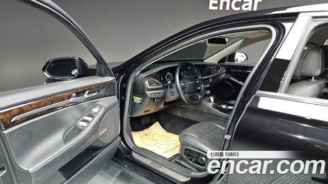 Genesis G90 Luxury, 2020 10