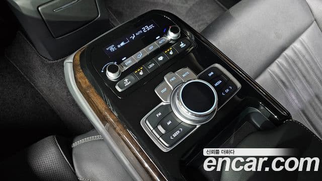 Genesis G90 Luxury, 2020 19