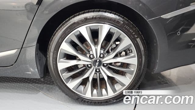 Kia K8 Signature, 2023 все фото