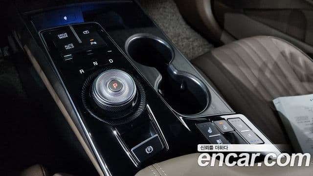 Kia K8 Signature, 2023 9