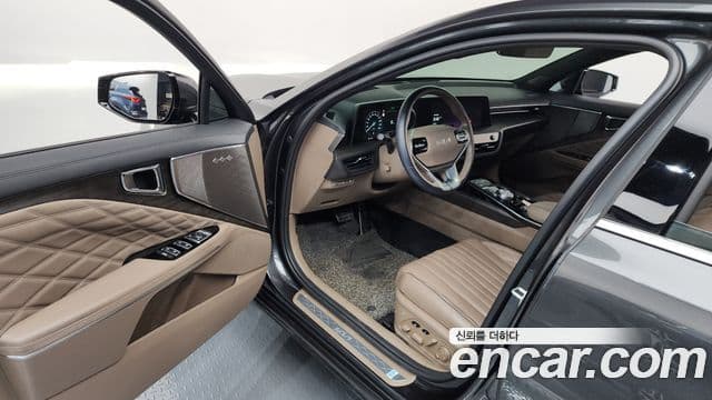 Kia K8 Signature, 2023 10