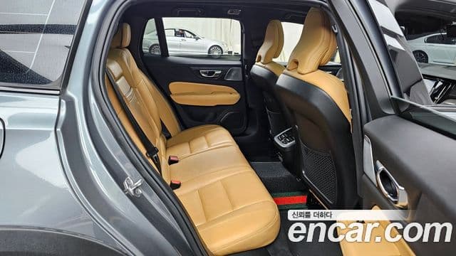 Volvo V60 Cross Country 2세대 T5 Pro AWD, 2020 12
