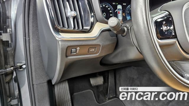 Volvo V60 Cross Country 2세대 T5 Pro AWD, 2020 16