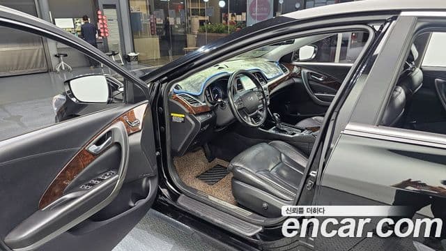 Hyundai Aslan Modern, 2015 11