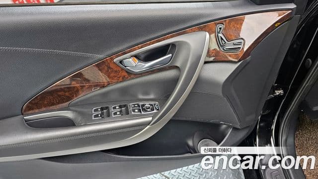 Hyundai Aslan Modern, 2015 16