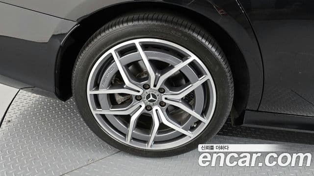 Mercedes-Benz E-класс W213 AMG Line, 2021 все фото