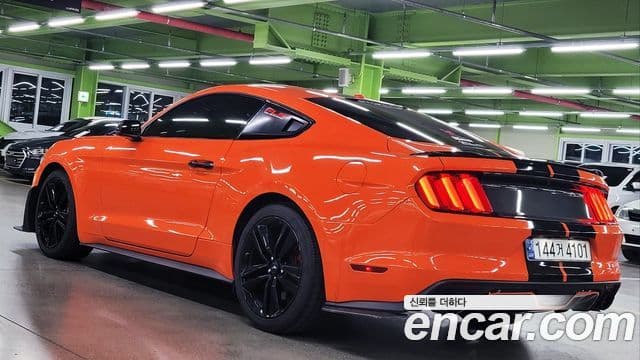 Ford Mustang купе, 2017 6