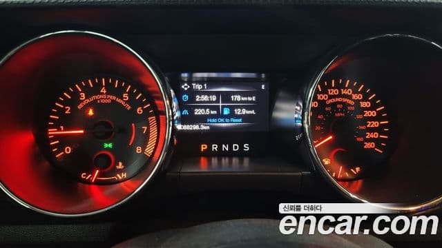 Ford Mustang купе, 2017 10