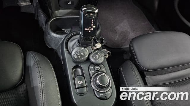 Mini Cooper S 3세대, 2022 9