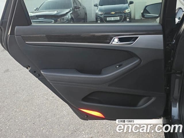 Genesis G80 Luxury, 2018 10