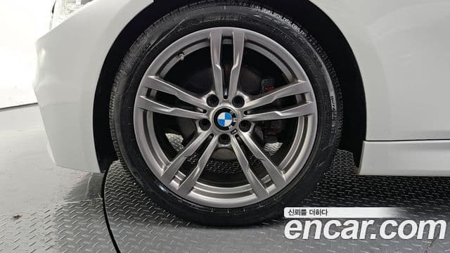 BMW 3시리즈 (F30) 320i M Sport, 2017 все фото