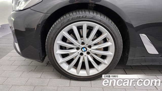 BMW 5시리즈 (G30) Luxury, 2023 все фото