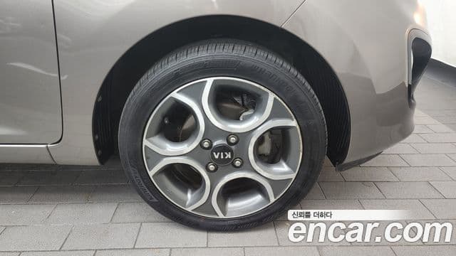 Kia All New Morning Luxury, 2015 все фото